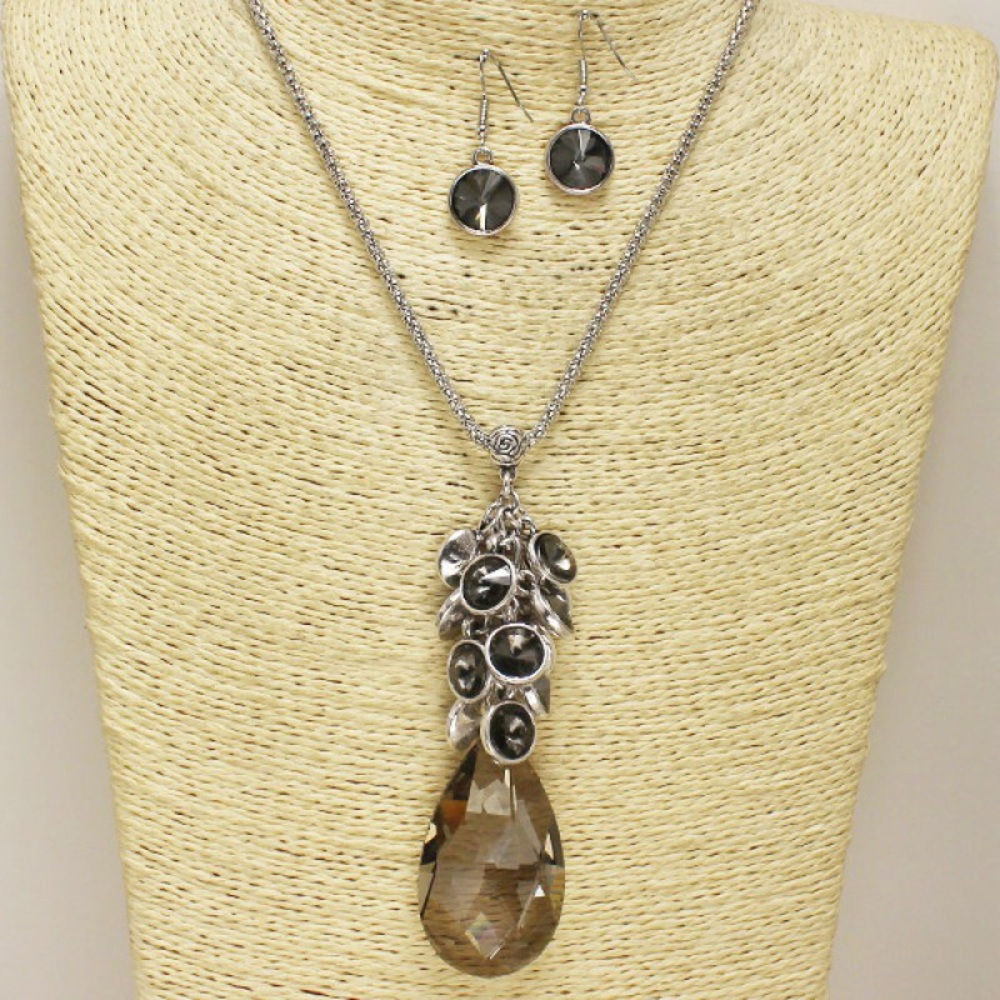 Stella Pendant Necklace Set - Silver